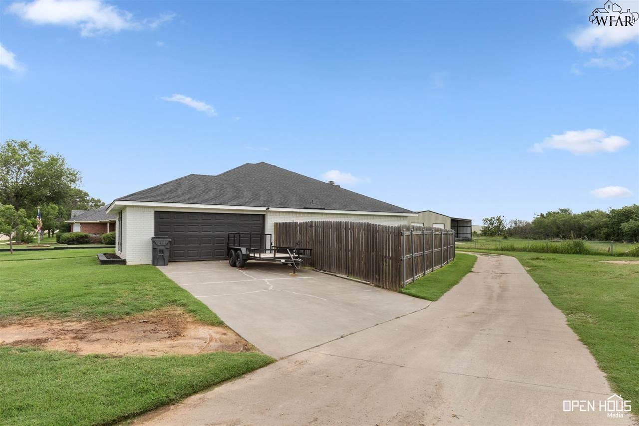 4717 Stansbury Lane, Wichita Falls, Texas image 30