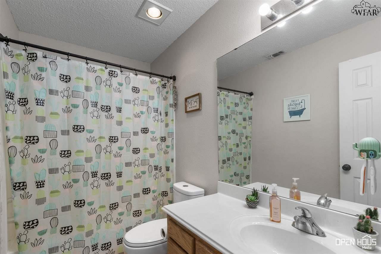 4717 Stansbury Lane, Wichita Falls, Texas image 19