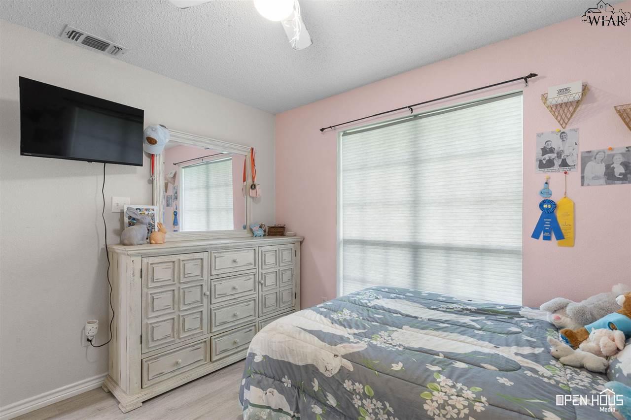 4717 Stansbury Lane, Wichita Falls, Texas image 17
