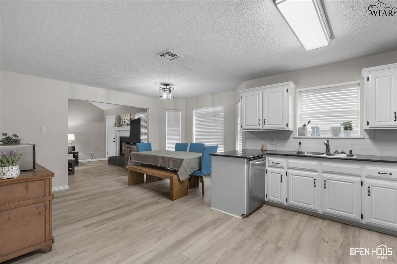 4717 Stansbury Lane, Wichita Falls, Texas image 10