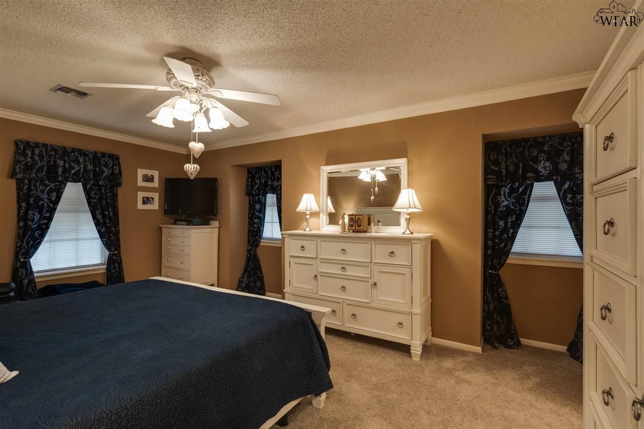4302 Shady Lane, Wichita Falls, Texas image 18