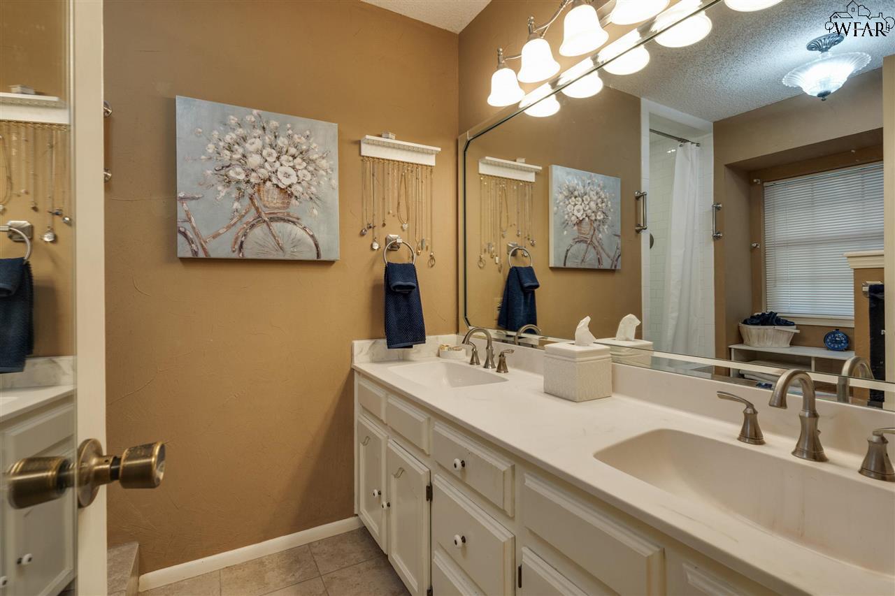 4302 Shady Lane, Wichita Falls, Texas image 16