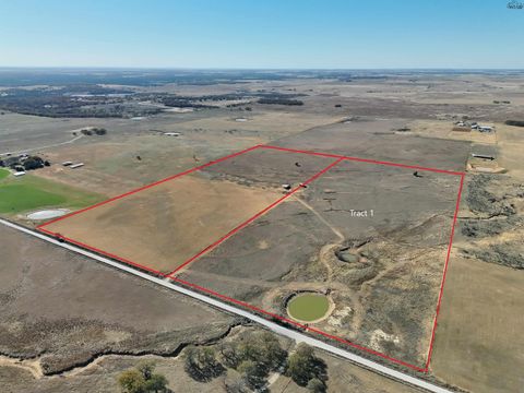 Homes For Sale - 436 County Line Road #TRACT 1<br/> Bowie, TX 76230