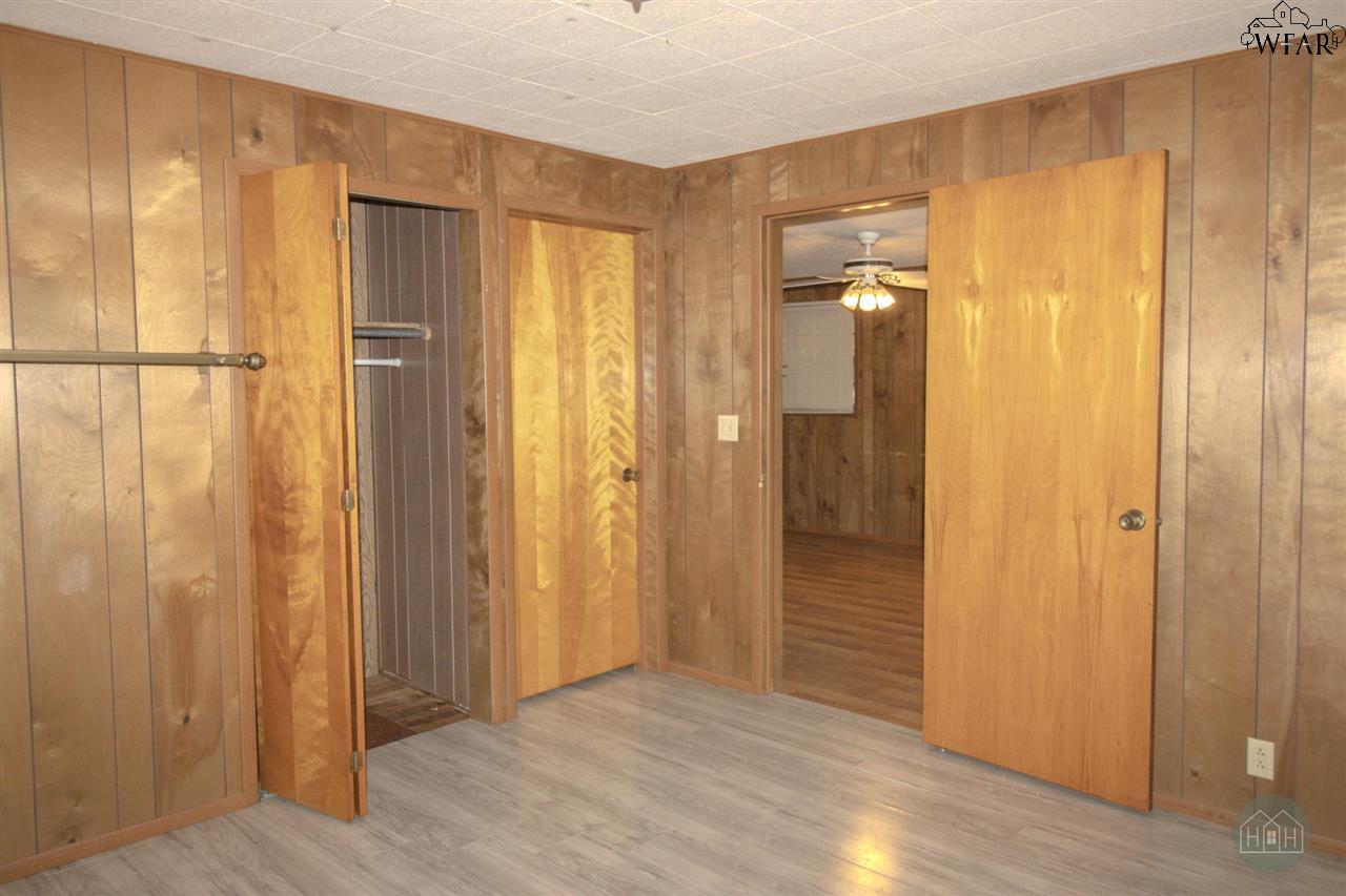 2011 Gordon Street, Vernon, Texas image 7