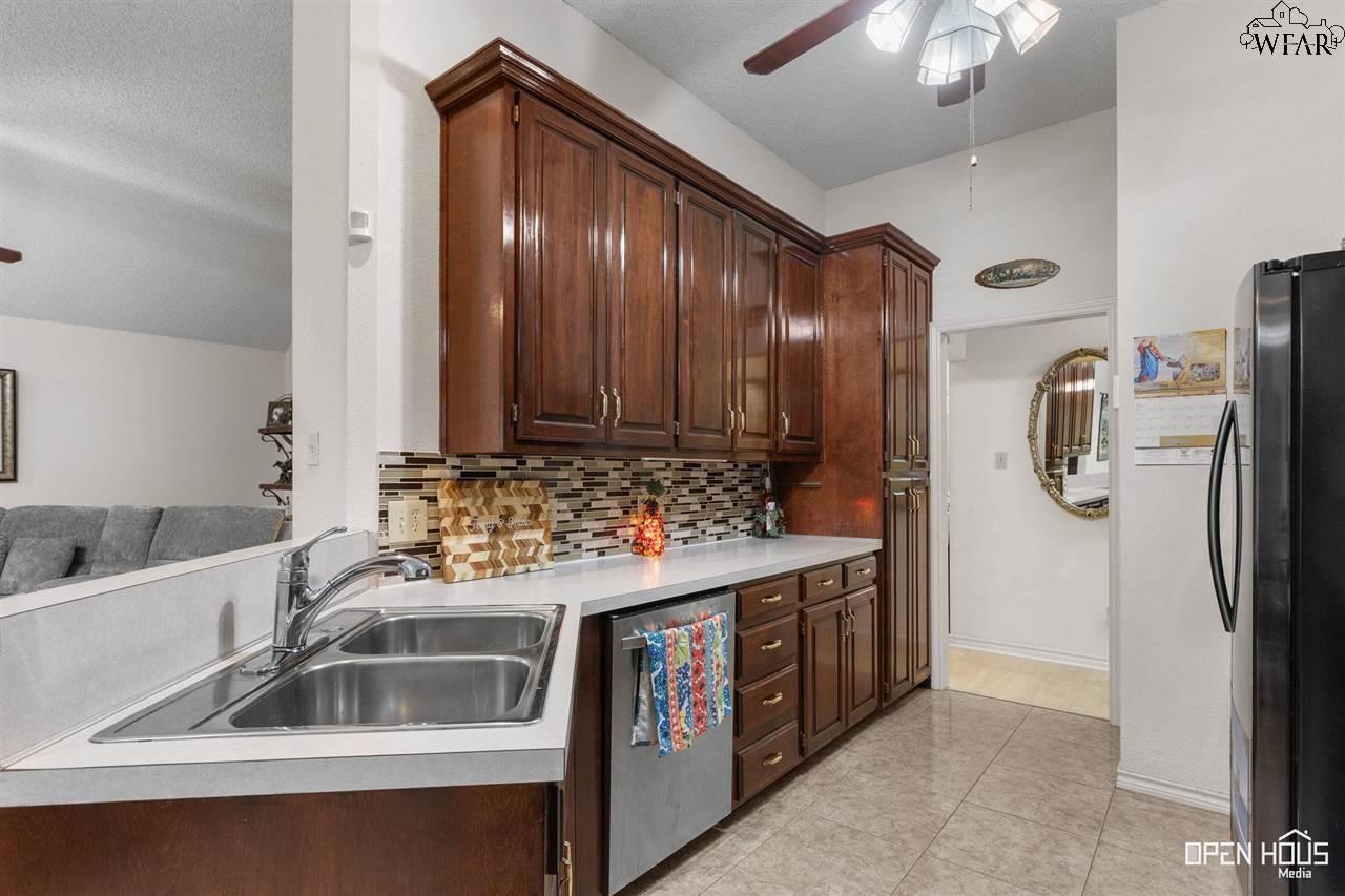 4524 Wendover Street, Wichita Falls, Texas image 10
