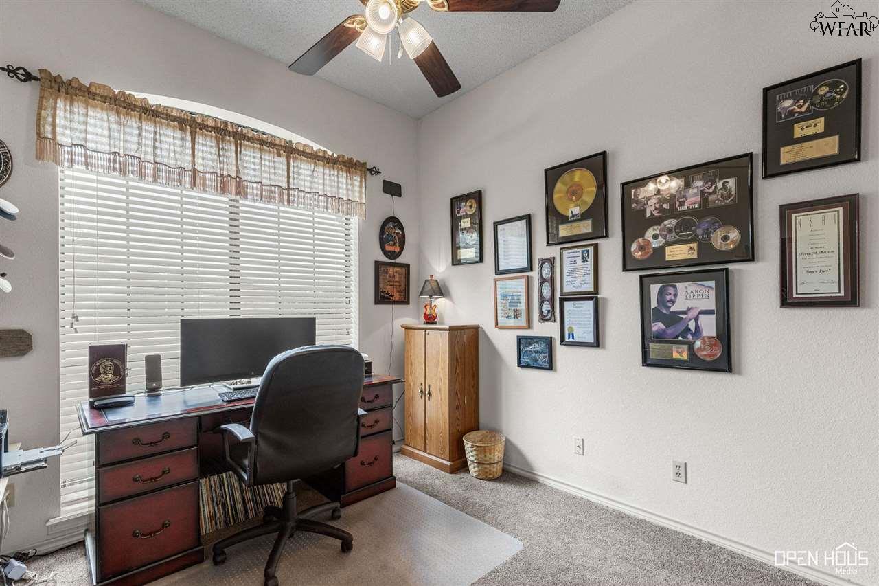 4524 Wendover Street, Wichita Falls, Texas image 18