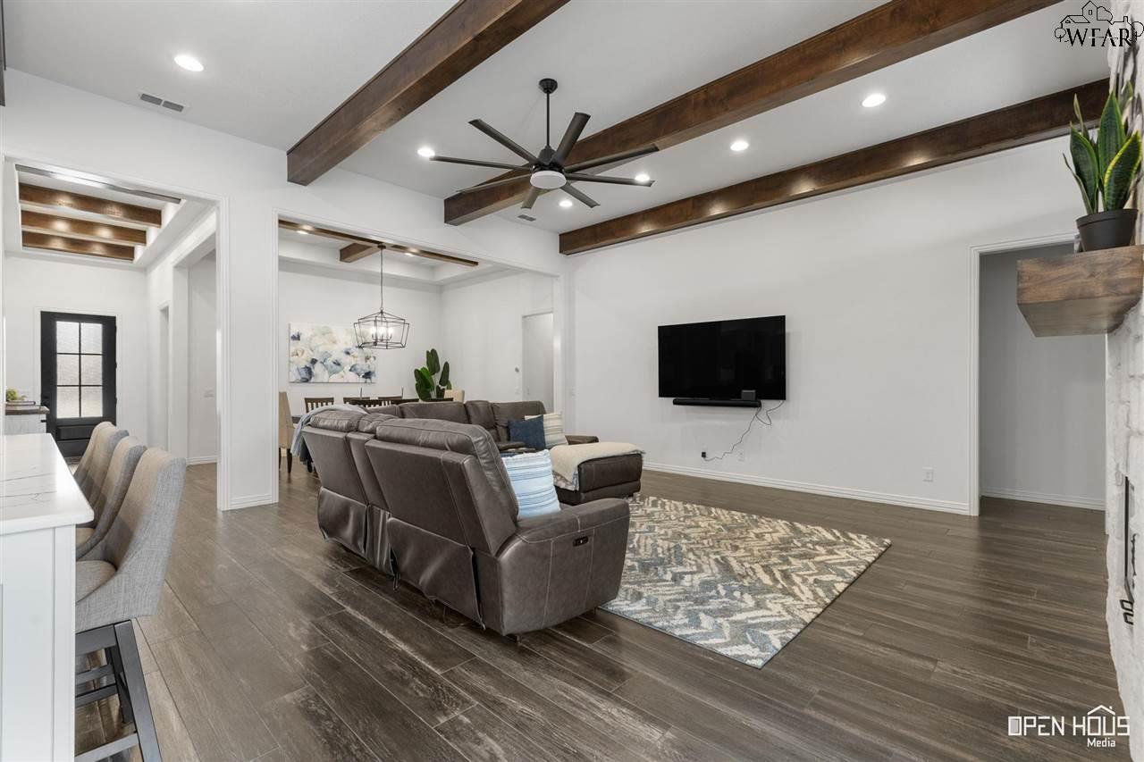 4806 Silver Crest Drive, Wichita Falls, Texas image 9