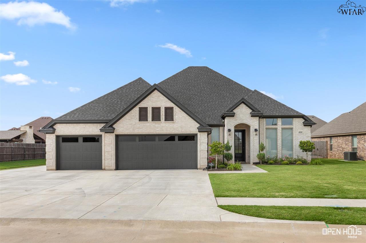 4806 Silver Crest Drive, Wichita Falls, Texas image 2