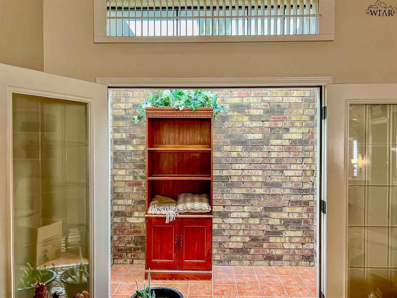 4502 Tamarron Drive, Wichita Falls, Texas image 4