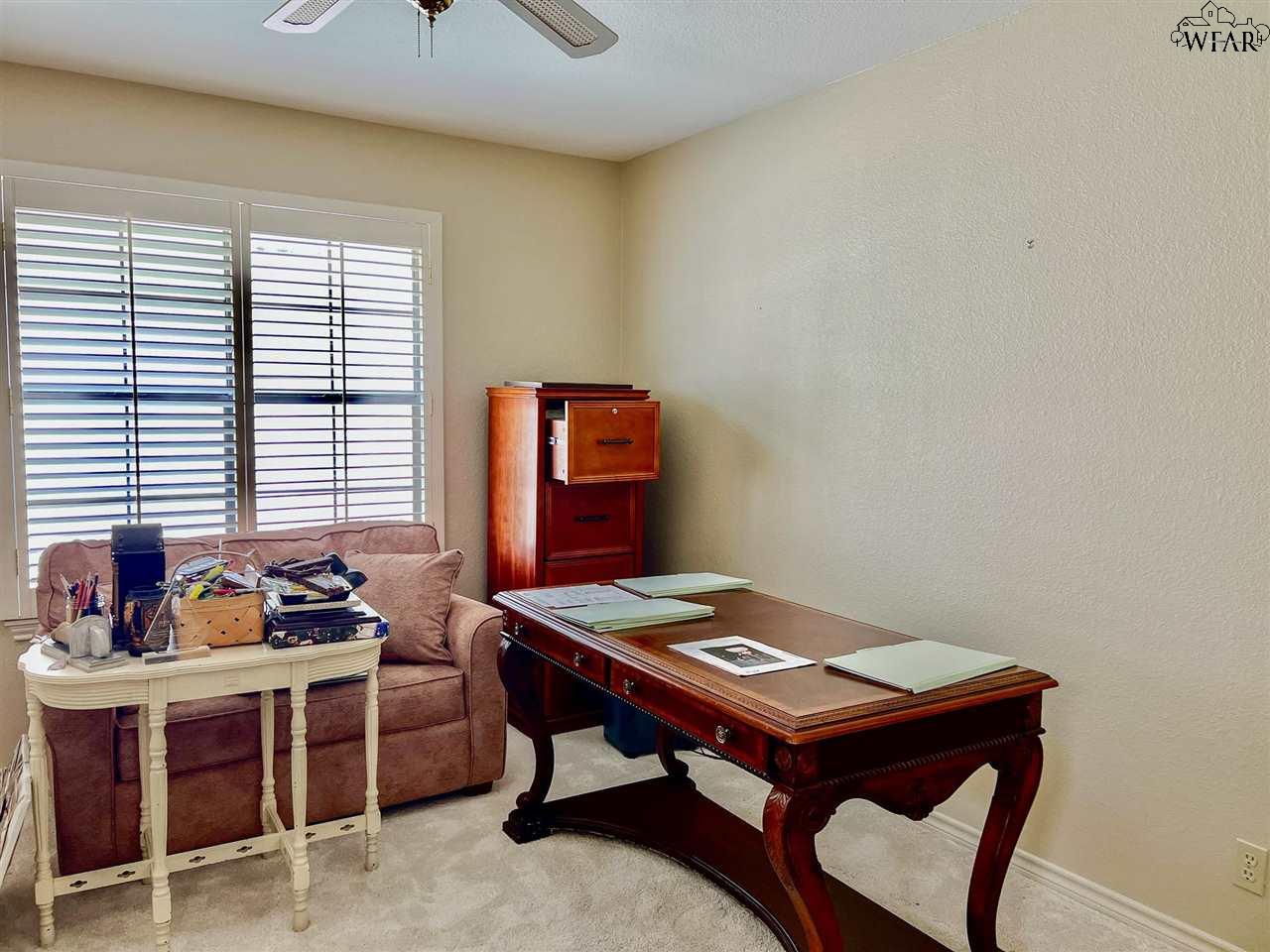 4502 Tamarron Drive, Wichita Falls, Texas image 8