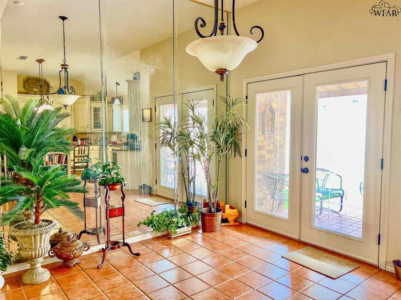4502 Tamarron Drive, Wichita Falls, Texas image 5