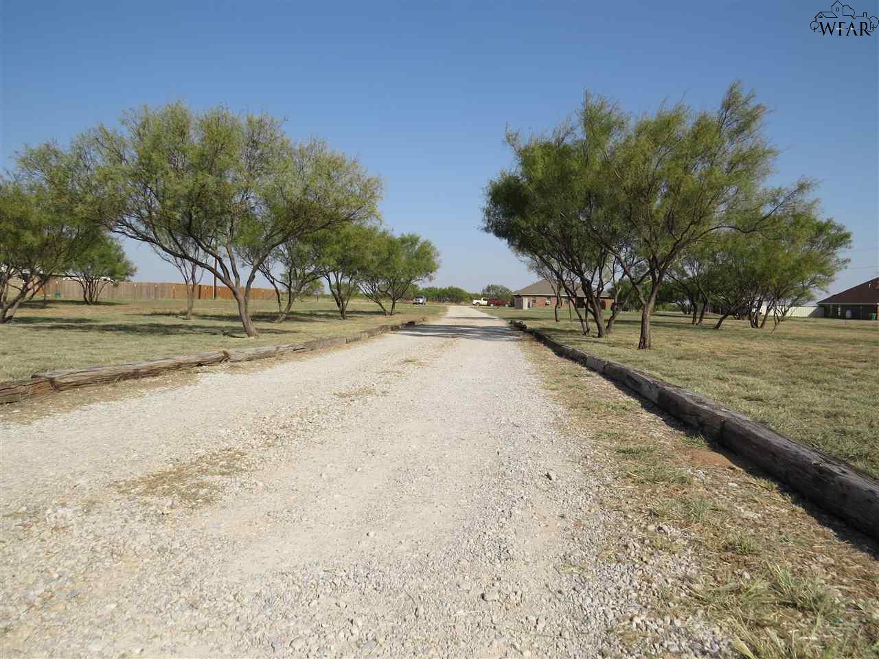 5830 Johnson Road, Iowa Park, Texas image 3