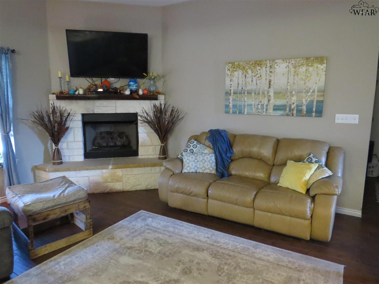 5830 Johnson Road, Iowa Park, Texas image 8