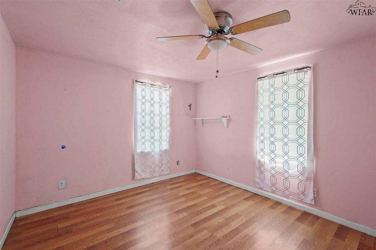1532 Clover Lane, Wichita Falls, Texas image 8