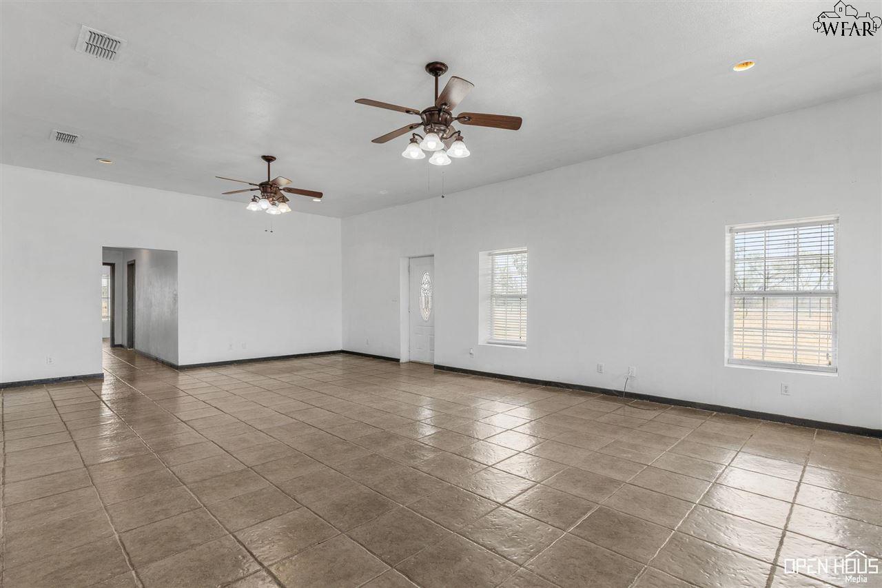 2142 Decker Road, Wichita Falls, Texas image 11