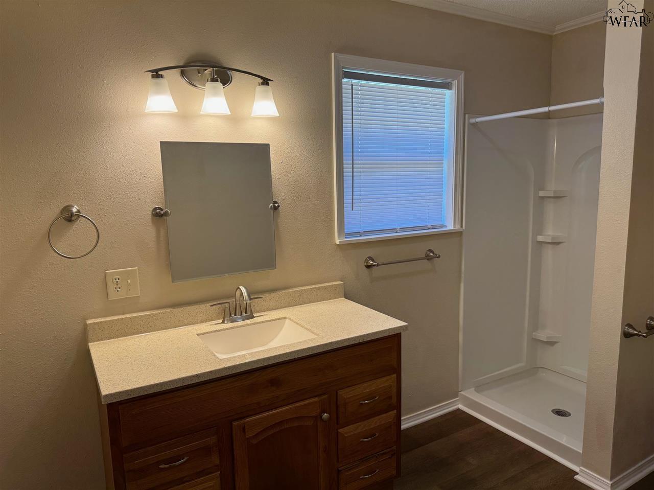 410 W Miller Street, Seymour, Texas image 11