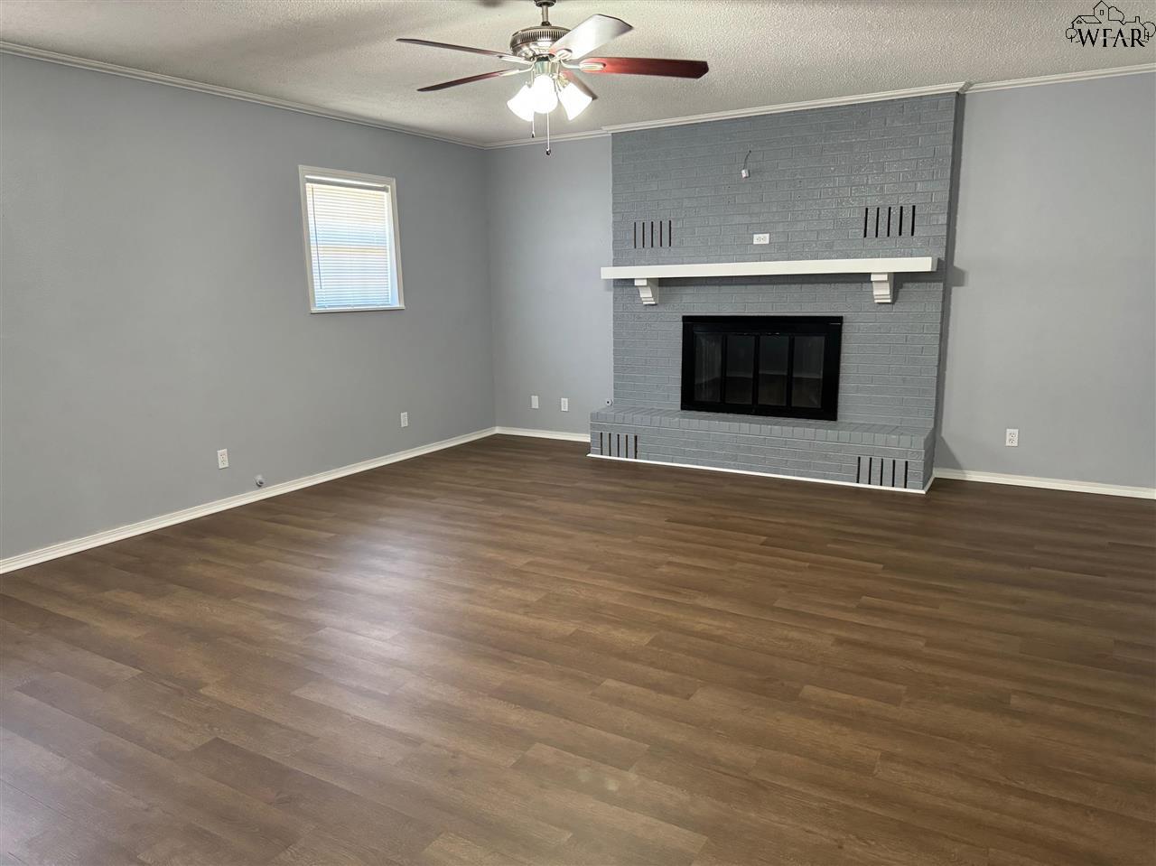 410 W Miller Street, Seymour, Texas image 9