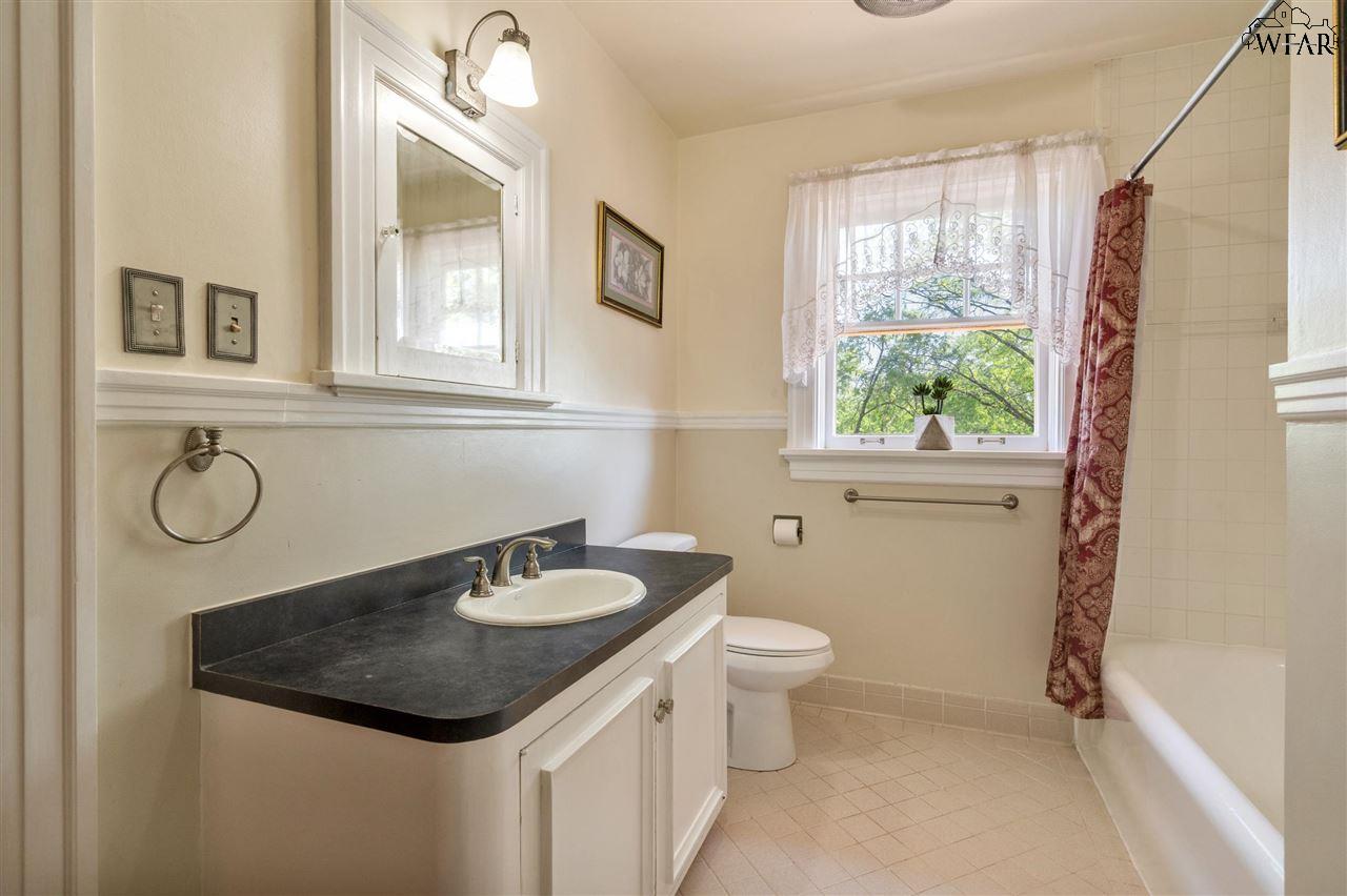 410 Morningside Drive, Wichita Falls, Texas image 22