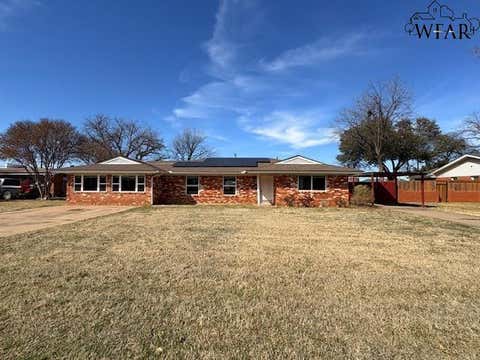 Homes For Sale - 2716 Devon Road<br/> Wichita Falls, TX 76308