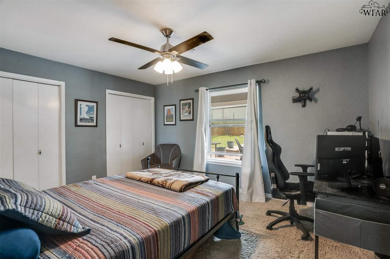 704 Shoreline Drive, Wichita Falls, Texas image 21