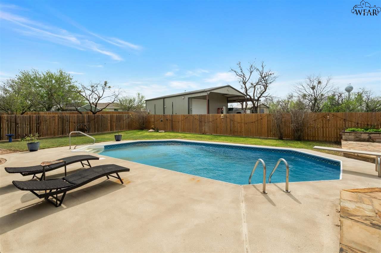 704 Shoreline Drive, Wichita Falls, Texas image 24