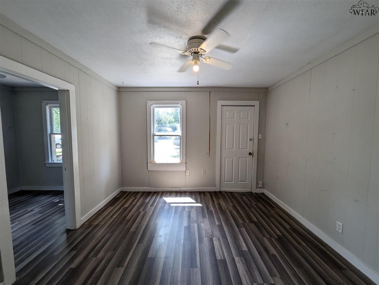 1224 36th Street, Wichita Falls, New York image 5