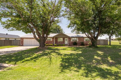 Homes For Sale - 6678 State Highway 79 North<br/> Wichita Falls, TX 76305