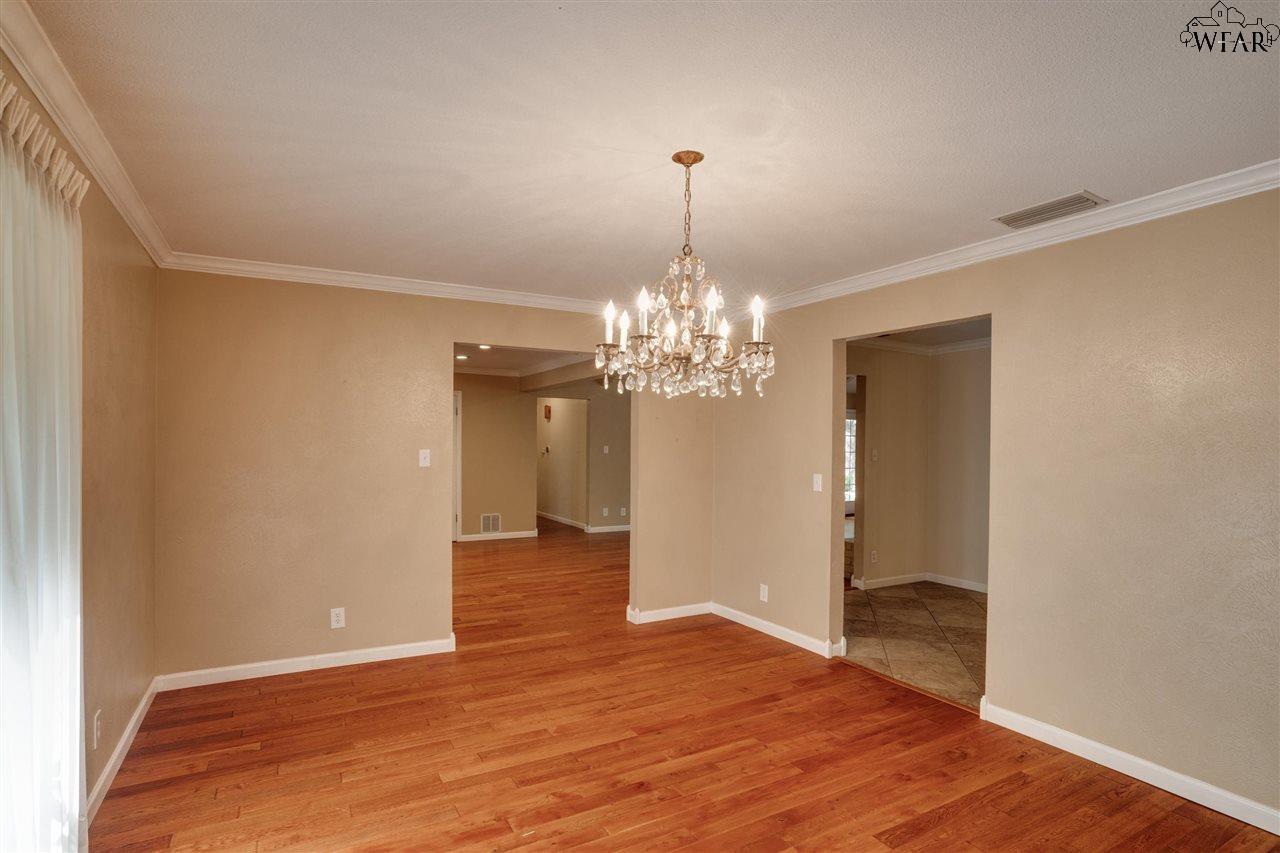 4529 Shady Lane, Wichita Falls, Pennsylvania image 6