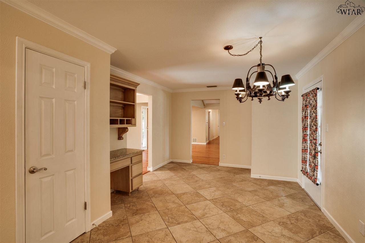 4529 Shady Lane, Wichita Falls, Pennsylvania image 8