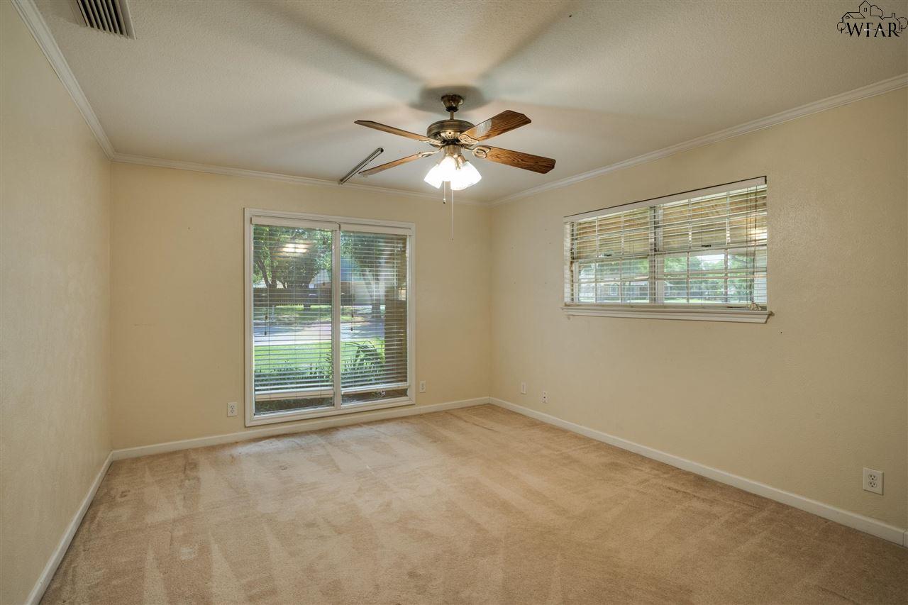 4529 Shady Lane, Wichita Falls, Pennsylvania image 19