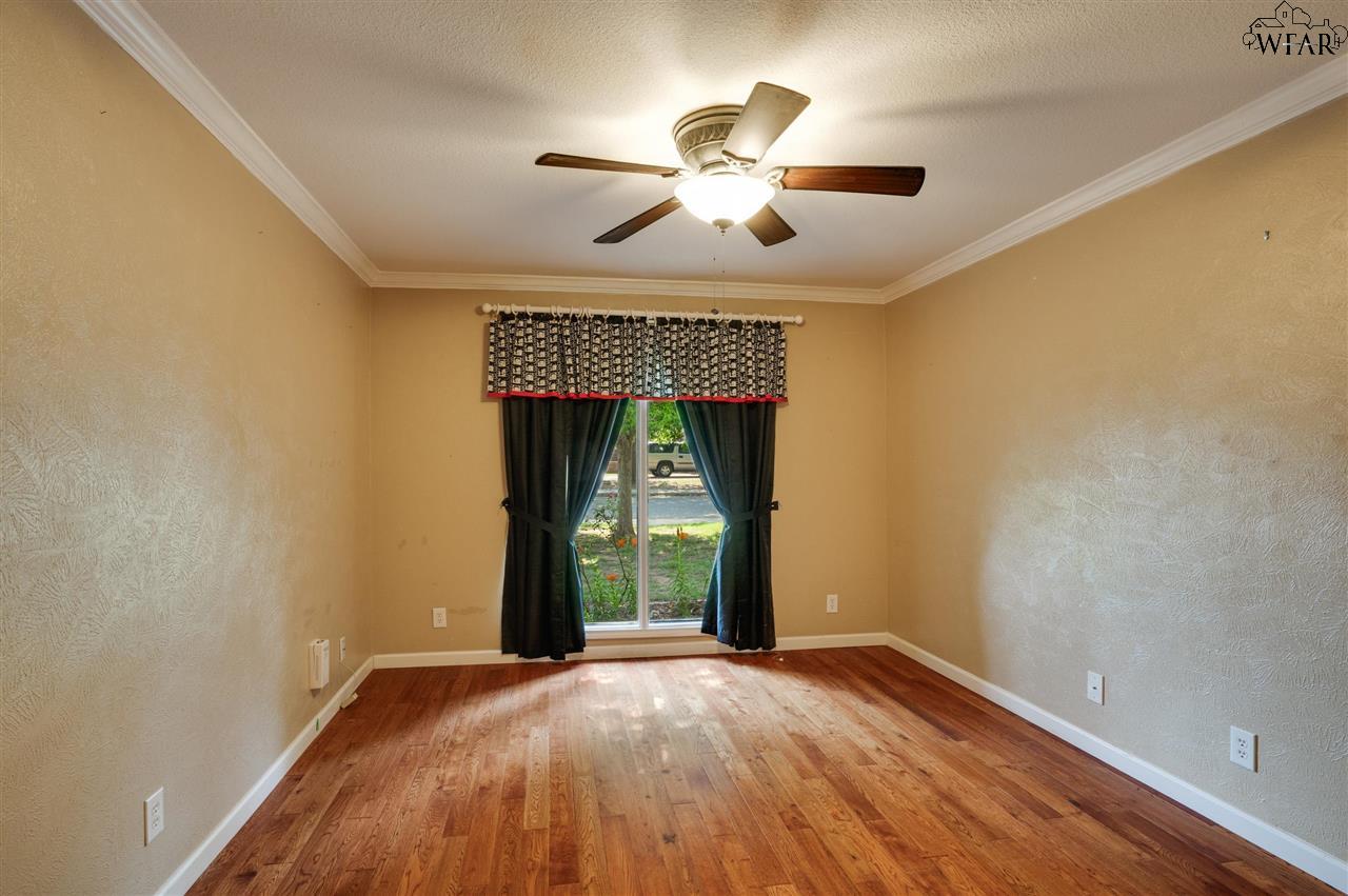 4529 Shady Lane, Wichita Falls, Pennsylvania image 12