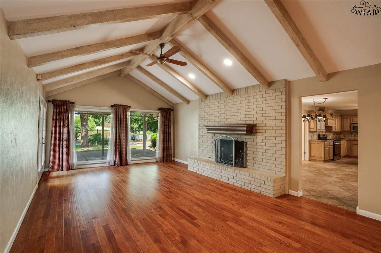 4529 Shady Lane, Wichita Falls, Pennsylvania image 3