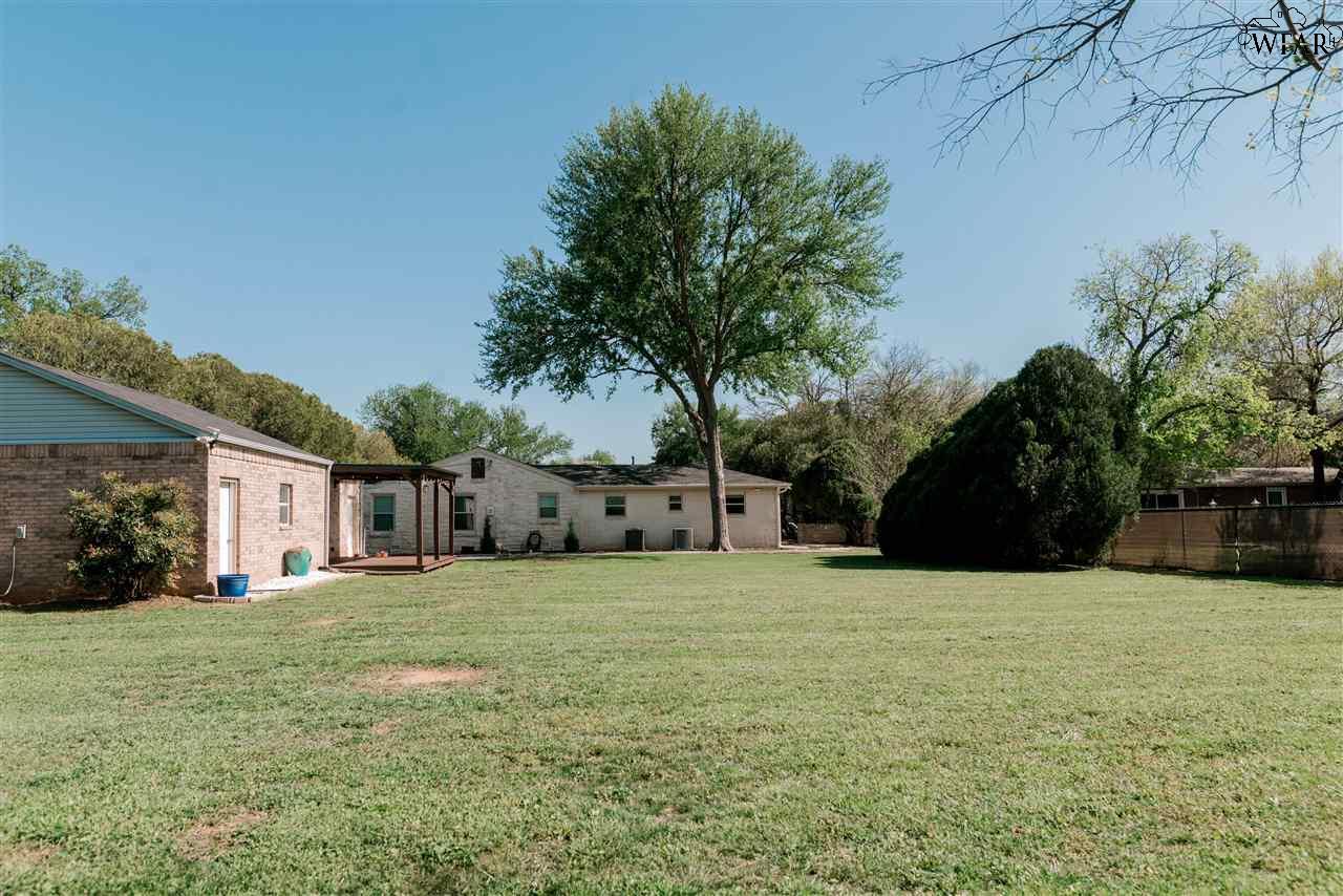 3708 Kessler Boulevard, Wichita Falls, Texas image 28
