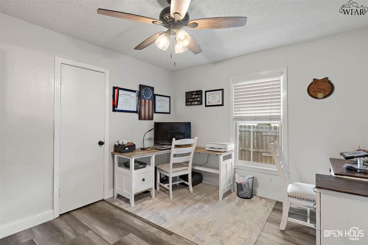 2505 Inglewood Drive, Wichita Falls, Pennsylvania image 13