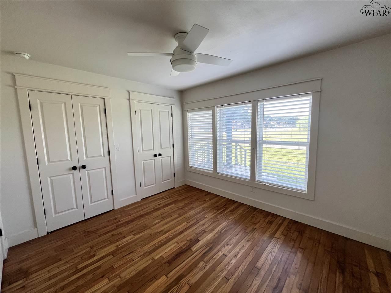 423 E Walnut Street, Archer City, Texas image 17