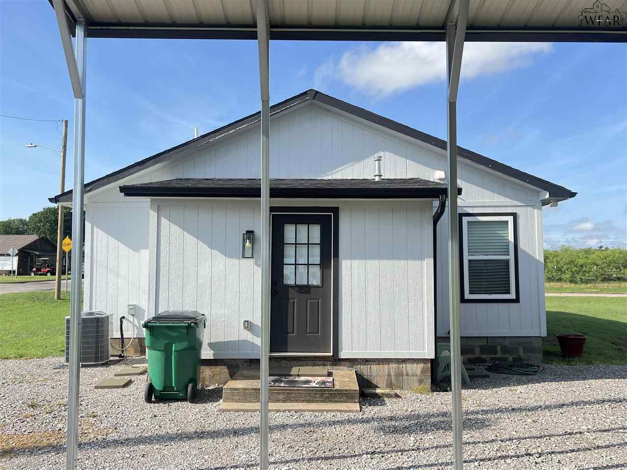 423 E Walnut Street, Archer City, Texas image 24