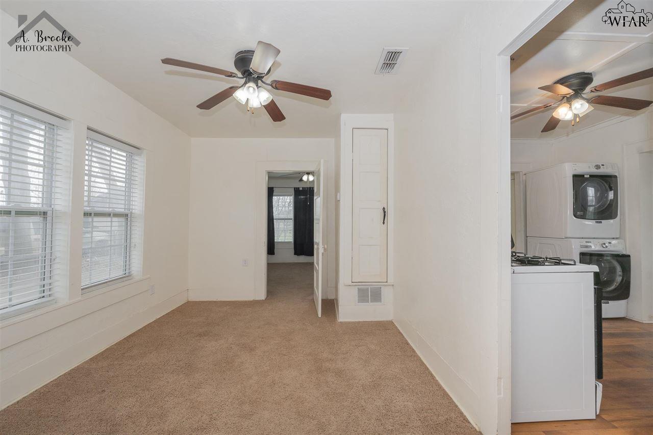 409 W Alameda Street, Iowa Park, Texas image 13