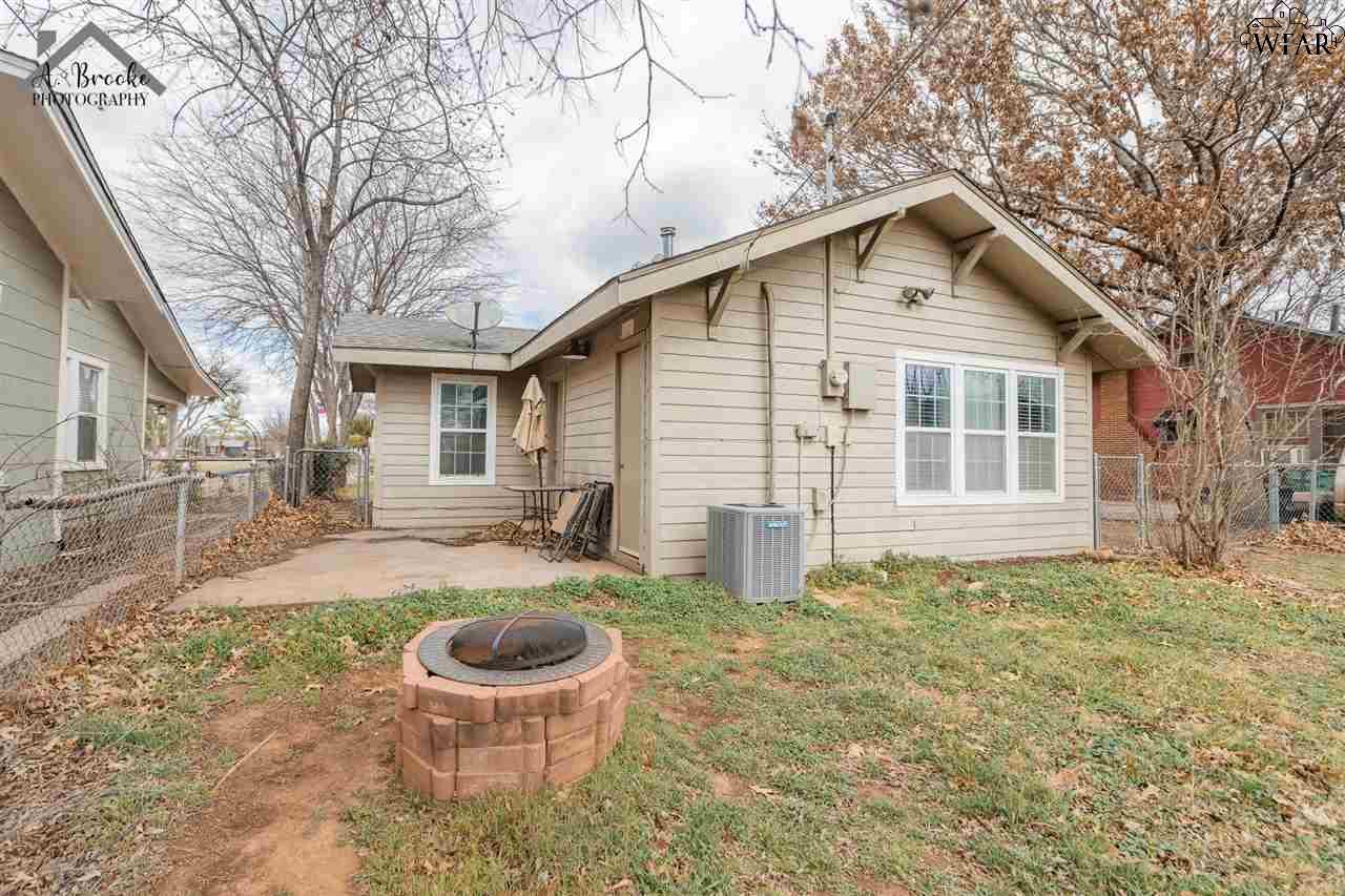 409 W Alameda Street, Iowa Park, Texas image 7