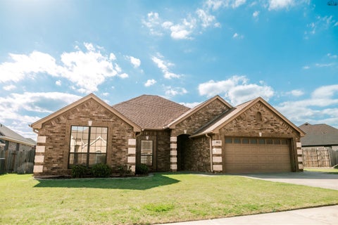 Homes For Sale - 4822 Olivia Lane<br/> Wichita Falls, TX 76310