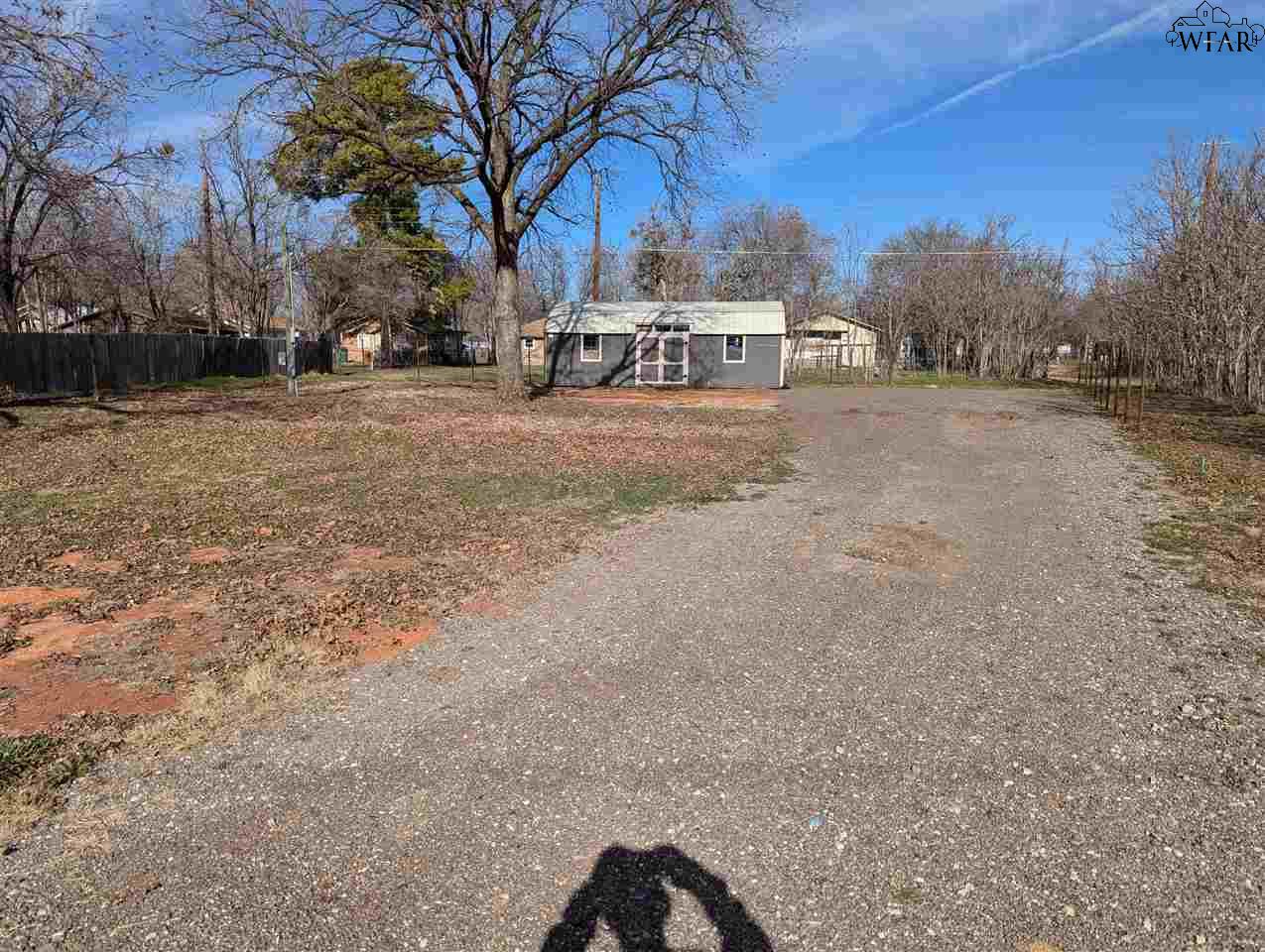 617 E Third Street, Burkburnett, Texas image 3