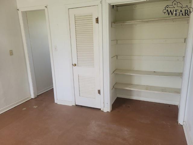 808 S Central Avenue, Petrolia, Texas image 10