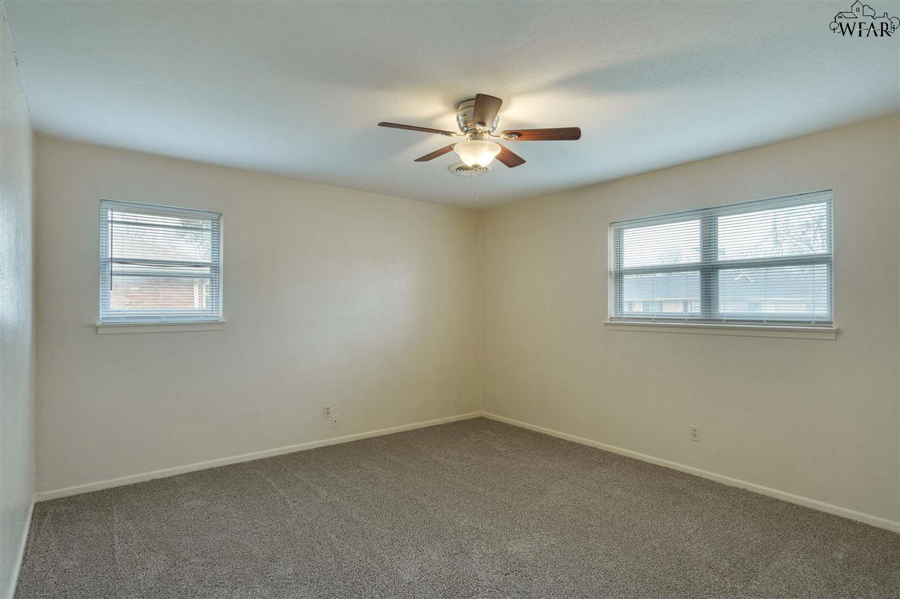 4206 Berwick Drive, Wichita Falls, Texas image 22