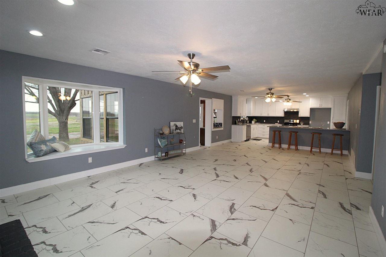 100 Harrison Lane, Petrolia, Texas image 11
