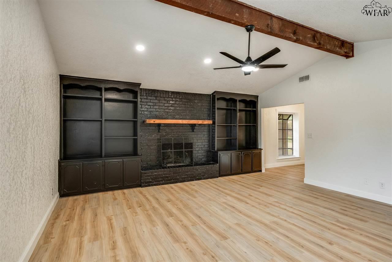 2 Rock Island Circle, Wichita Falls, Texas image 8