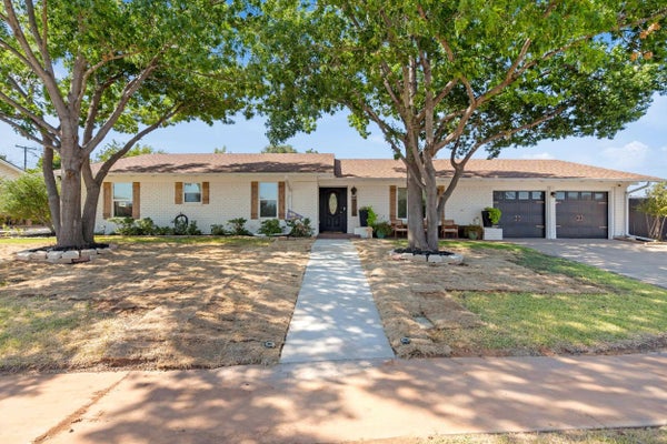1812 RIDGEMONT DR, WICHITA FALLS, TX 76309 - Image 8599cb044df22e63c93e71b56f0262ca/3995722899