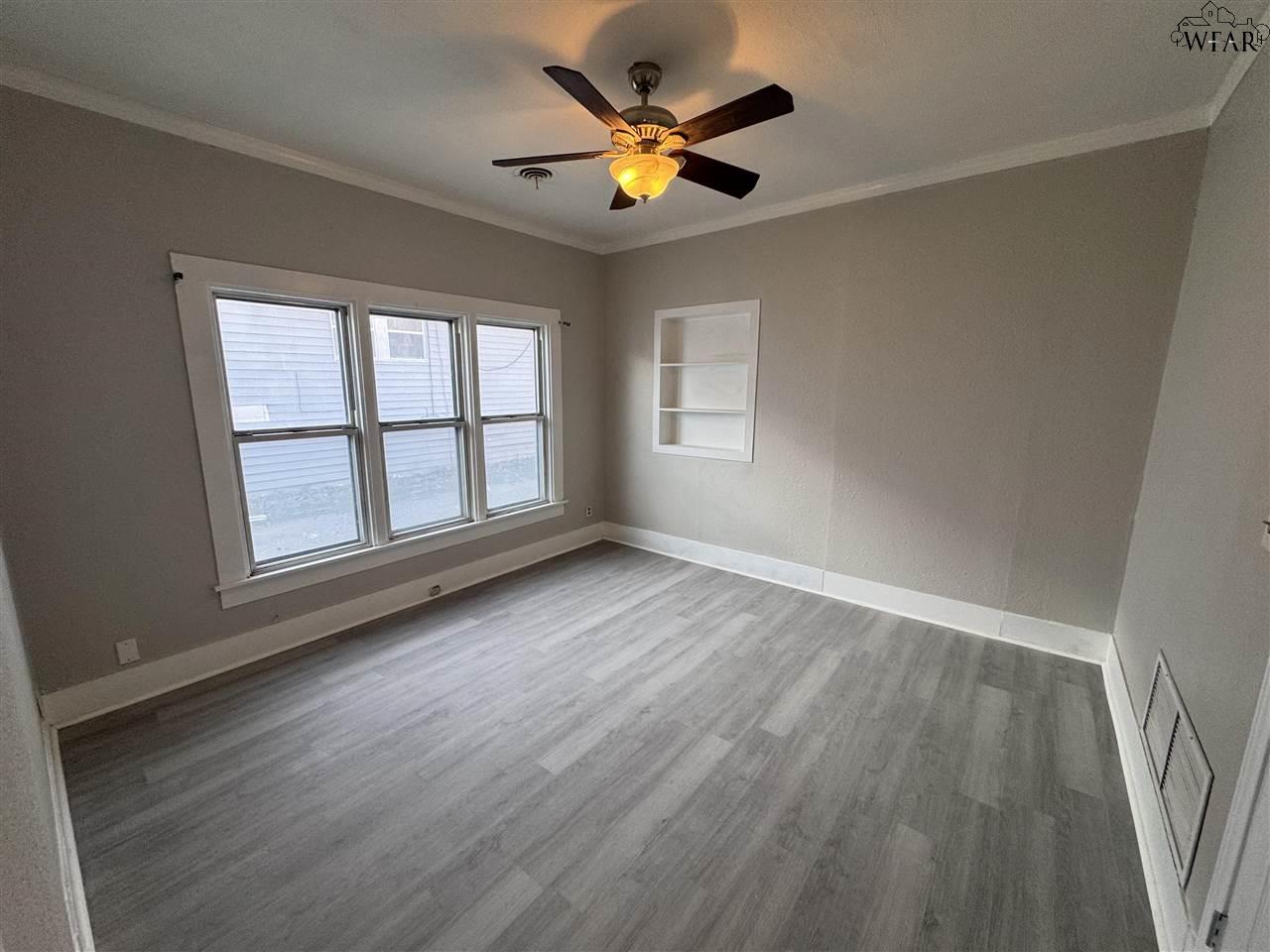 509 E 4th Street, Burkburnett, Texas image 6