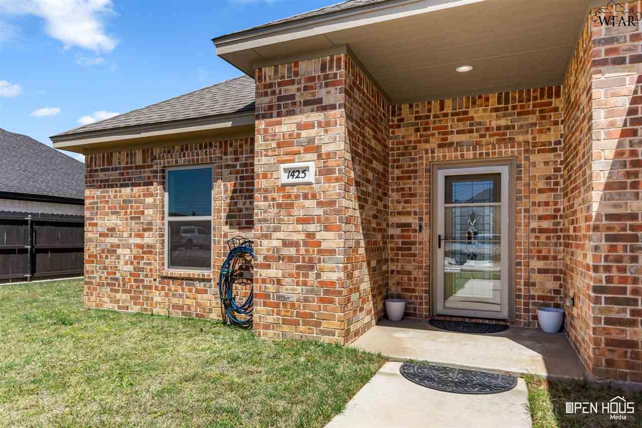 1425 Amherst Street, Burkburnett, Texas image 3