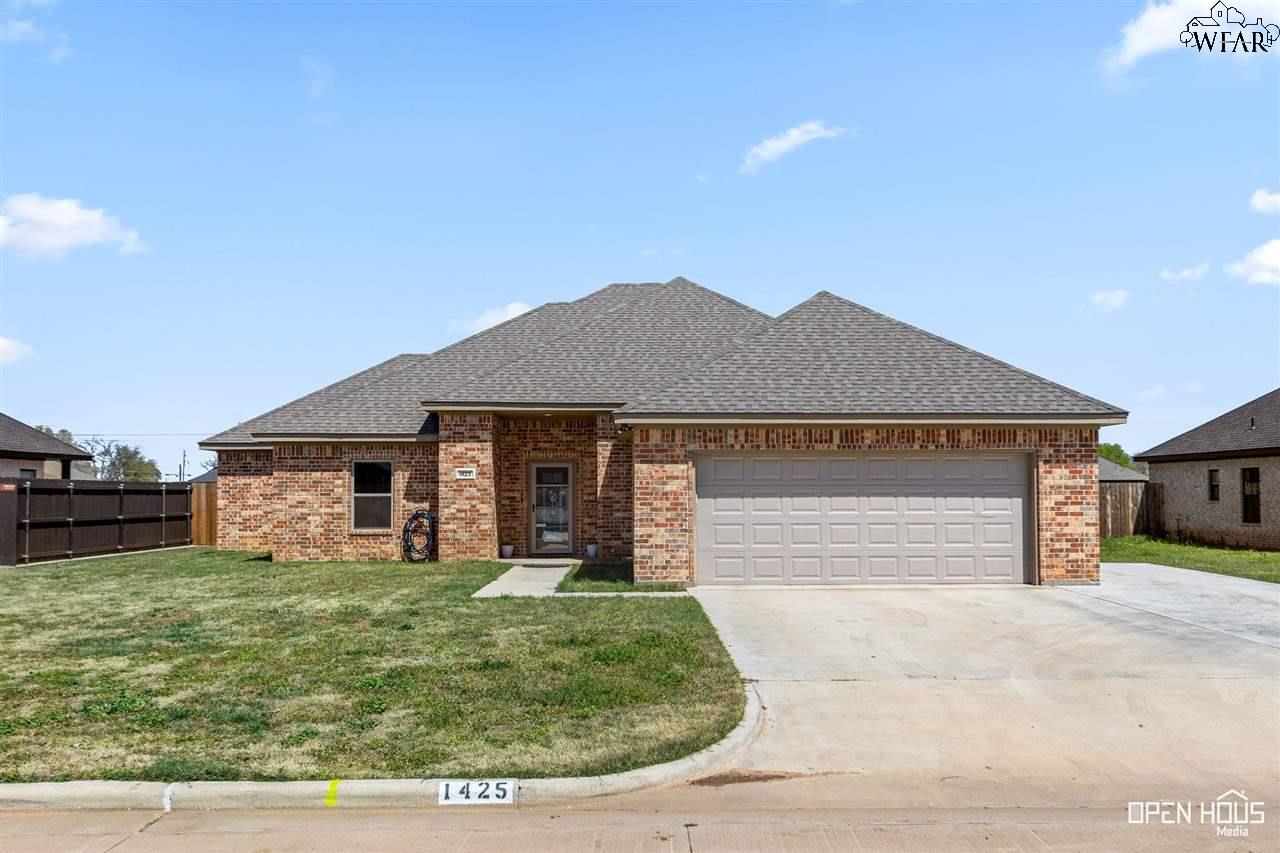 1425 Amherst Street, Burkburnett, Texas image 1