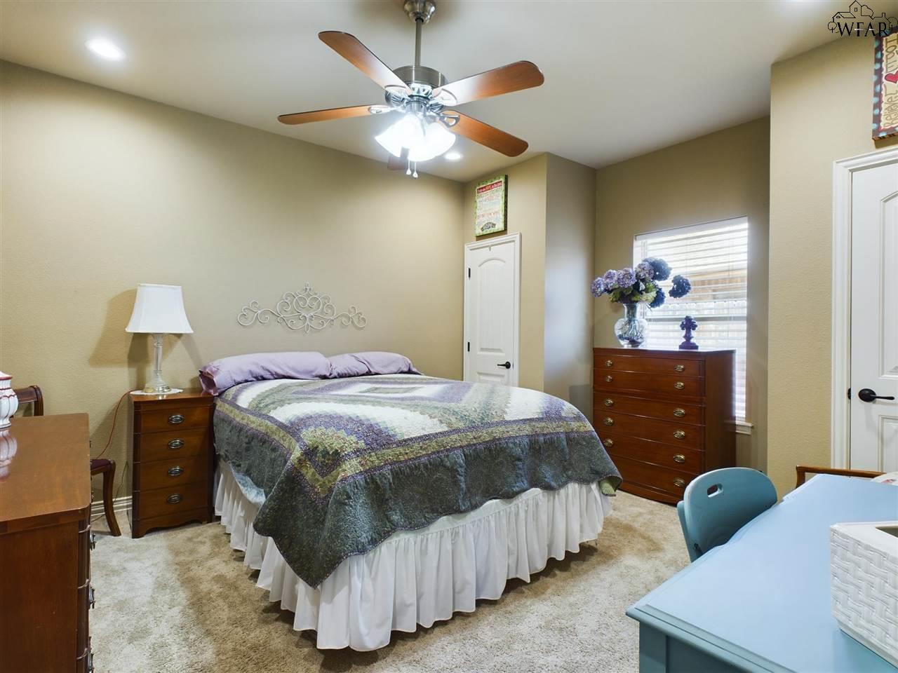 6 Villa Court, Wichita Falls, Pennsylvania image 24