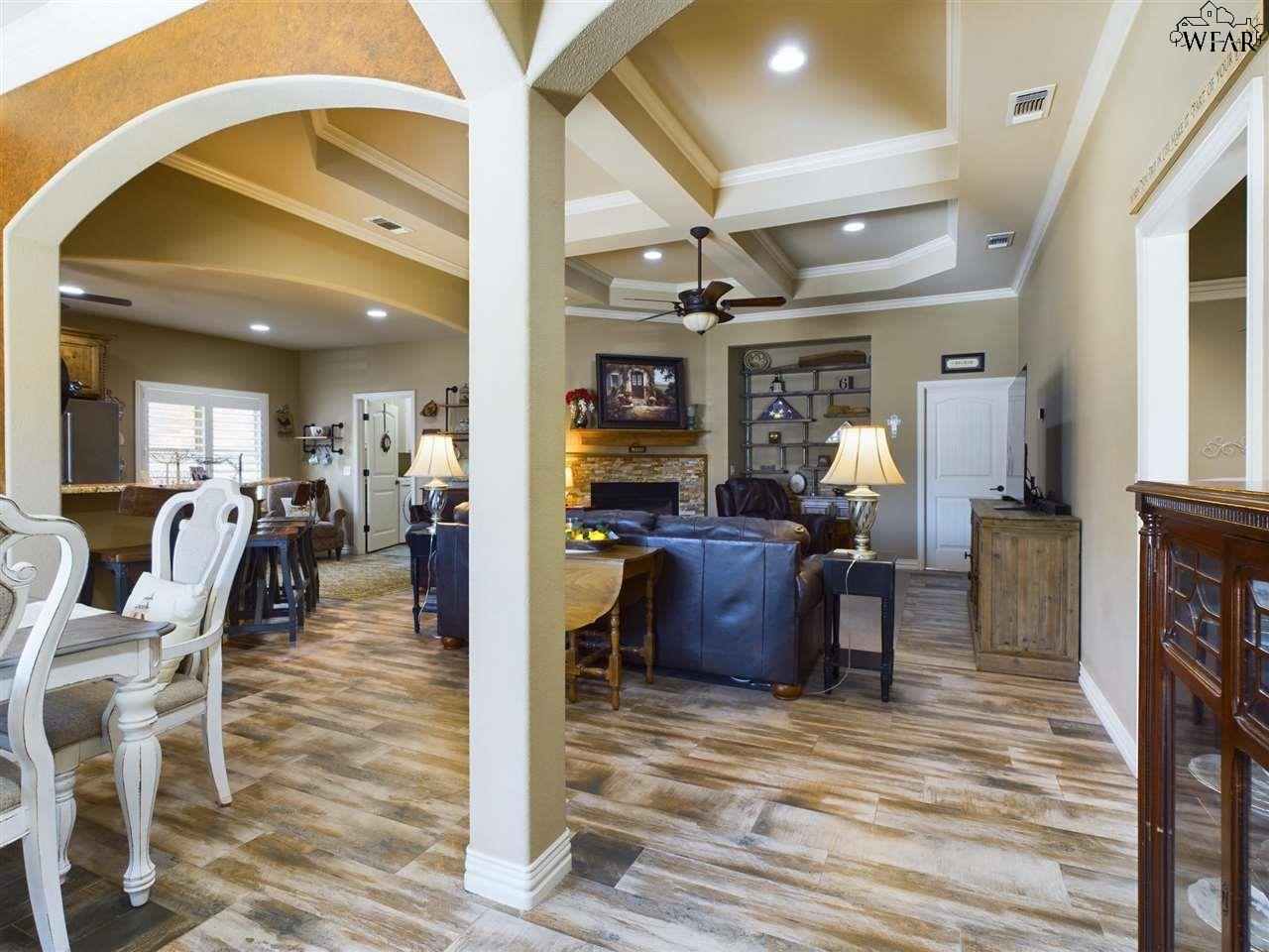 6 Villa Court, Wichita Falls, Pennsylvania image 4